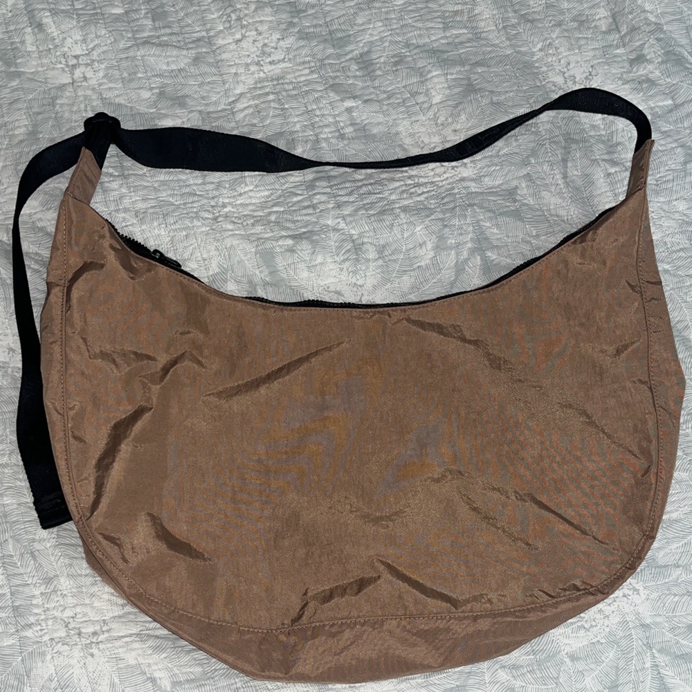 BAGGU large crescent Bag